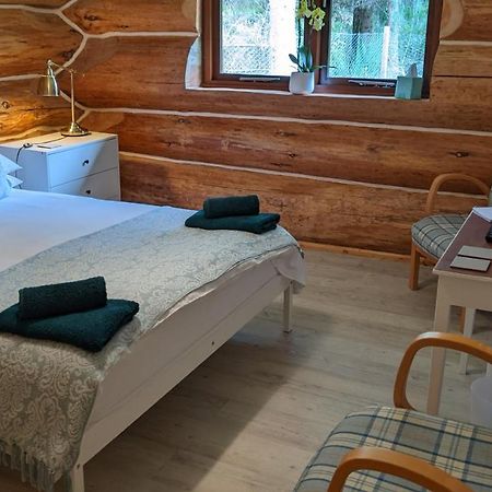 Owl Lodge Bed & Breakfast Kilmuir  Экстерьер фото