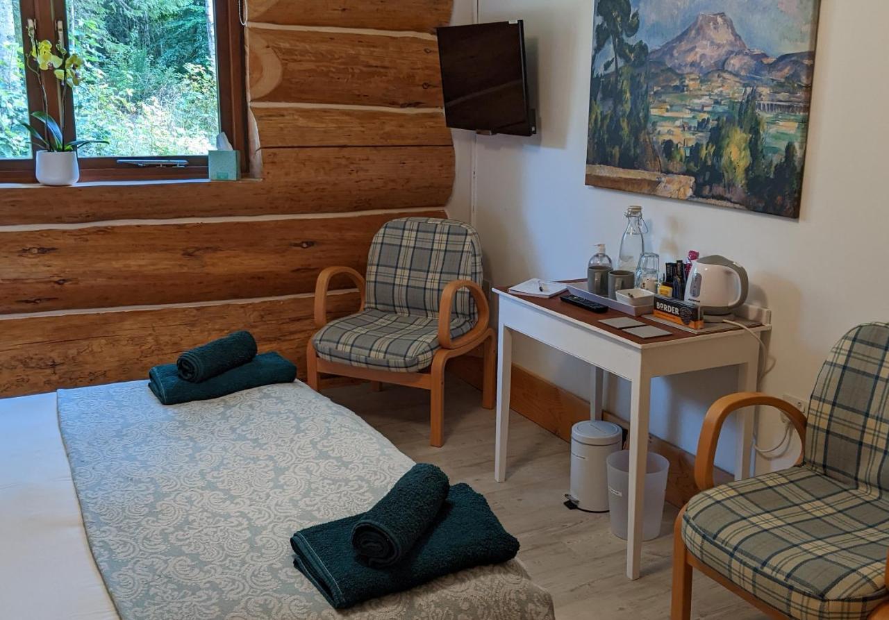 Owl Lodge Bed & Breakfast Kilmuir  Экстерьер фото
